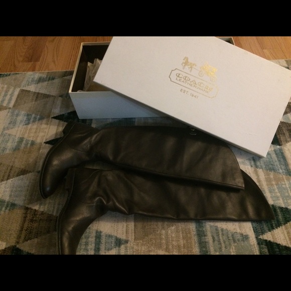 COACH Cheyenne soft calf boots in chestnut - Picture 3 of 4
